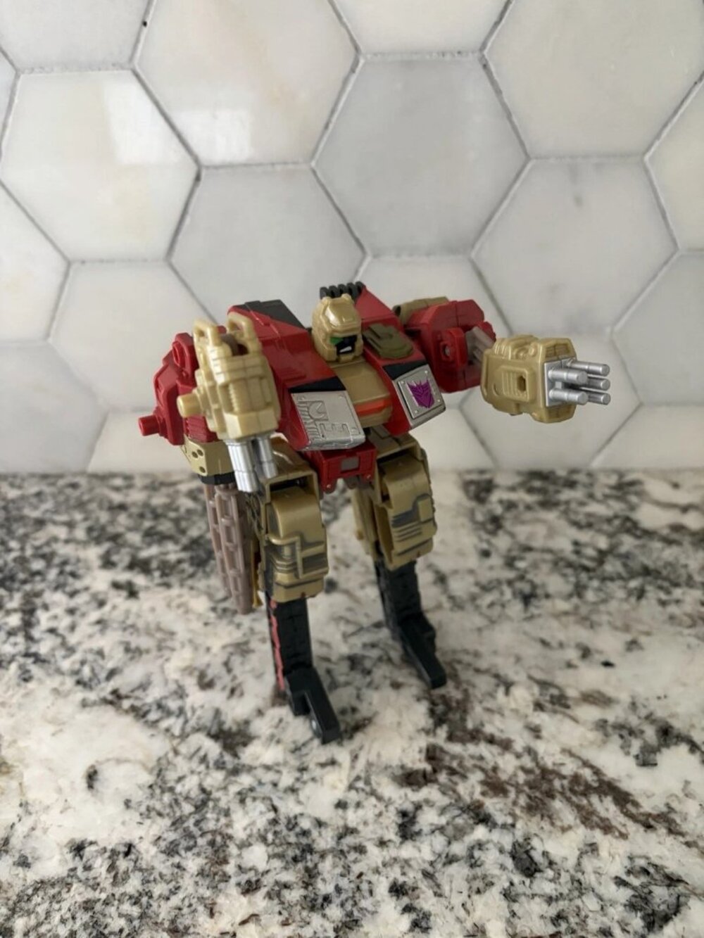 Transformers Armada Demolisher Action Figure